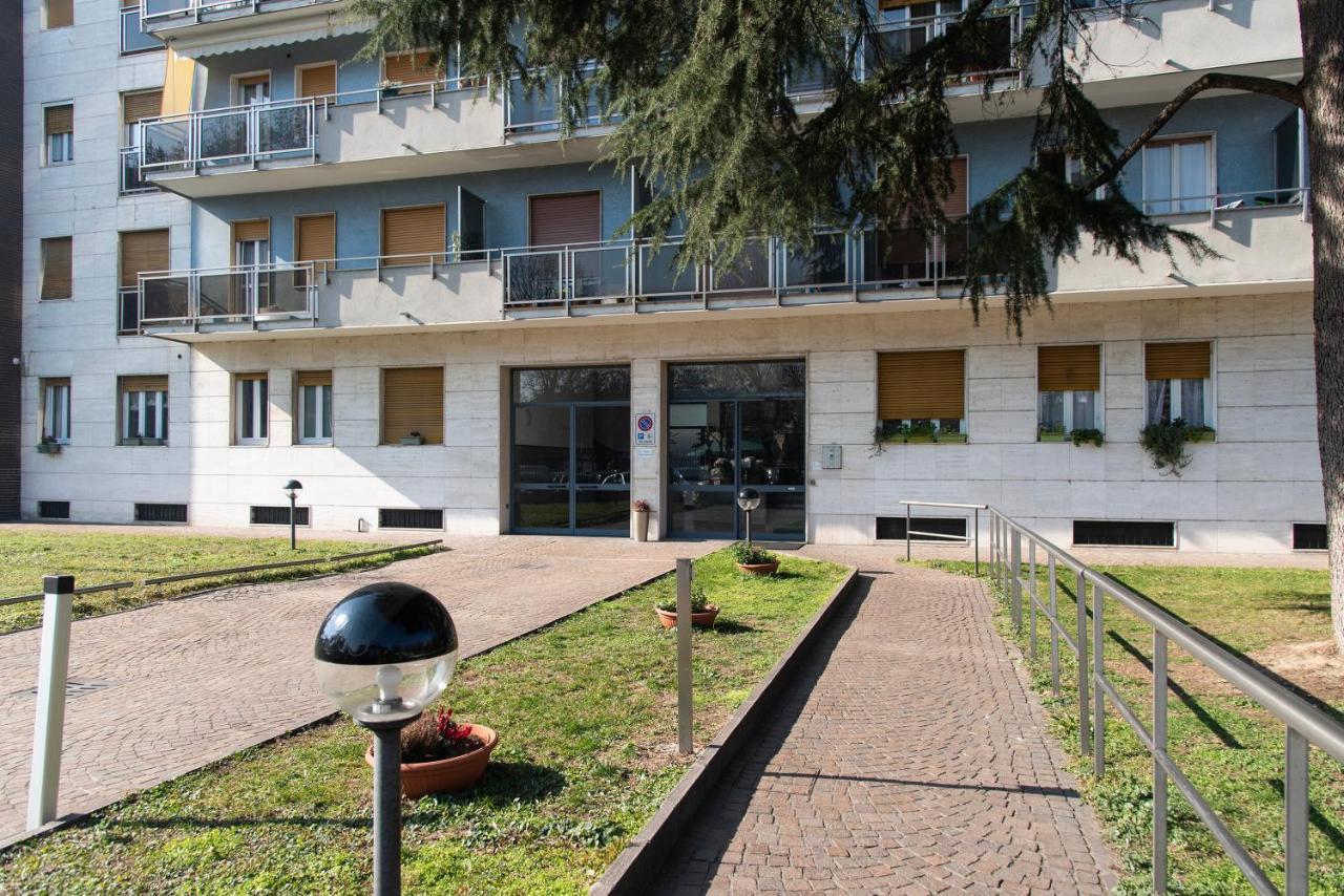 San Siro Stadium - Youhosty Milan Exterior photo