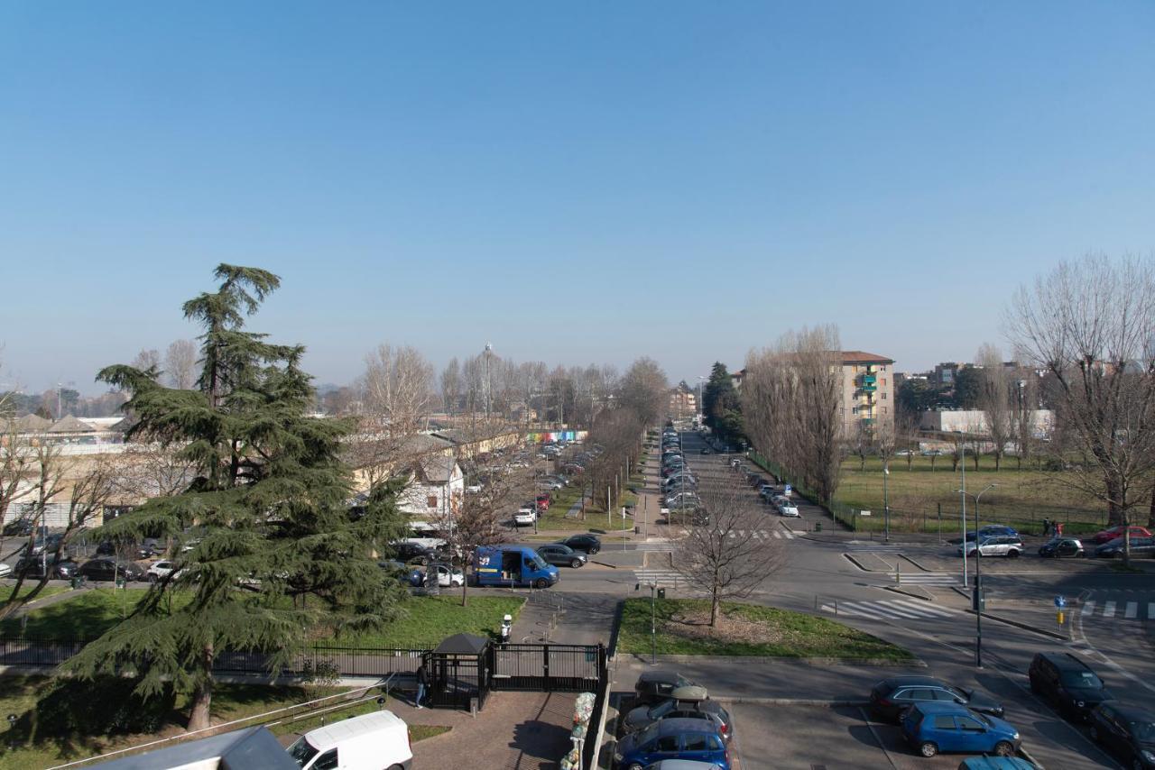 San Siro Stadium - Youhosty Milan Exterior photo